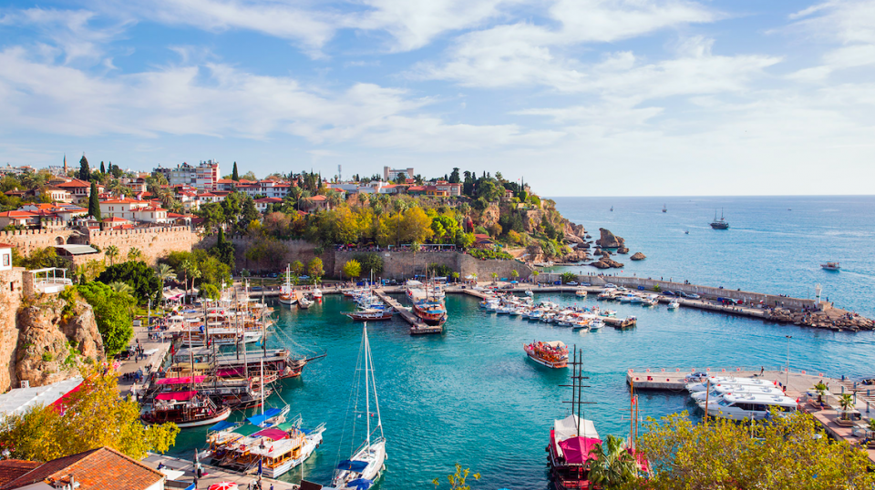 Car rental fees in Antalya